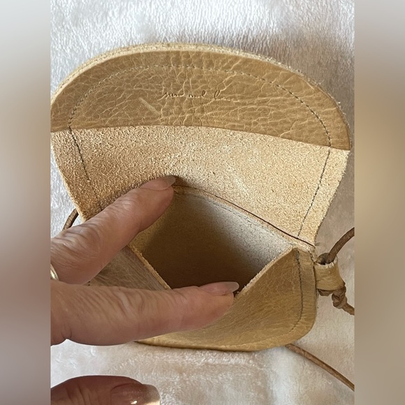 Kids Sun and Lace leather crossbody purse bag tan color adjustable link - Picture 5 of 10